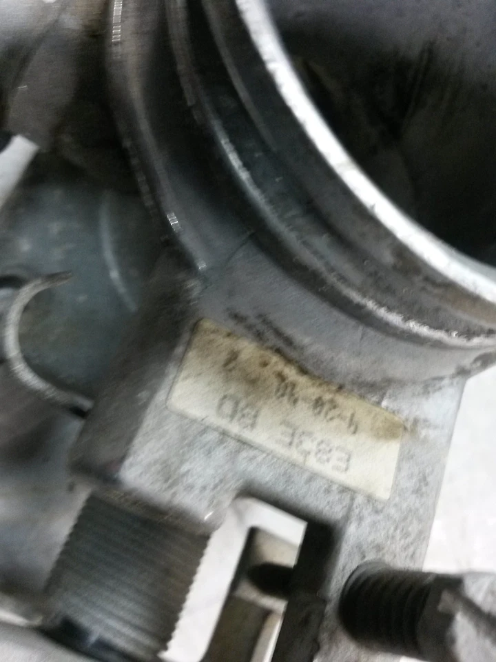 Cuerpo de válvula de acelerador para 88-90 Ford Tempo 2.3 Foto 2 de 4