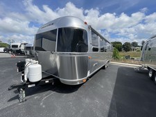 2027 Airstream International 30RBT