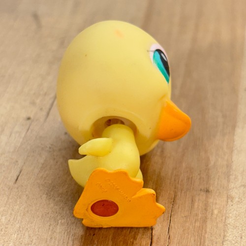 3 Littlest Pet Shop LPS, #150 Duck Chick, Pink Pig #622, Monkey w Blue Eyes #485 - Picture 4 of 11