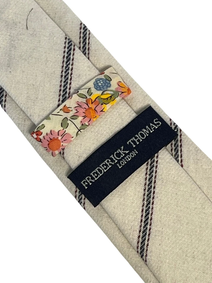 Cravatta Classica Da Uomo In Cotone Crema Avorio Con Strisce Frederick Thomas - Immagine 3 di 4