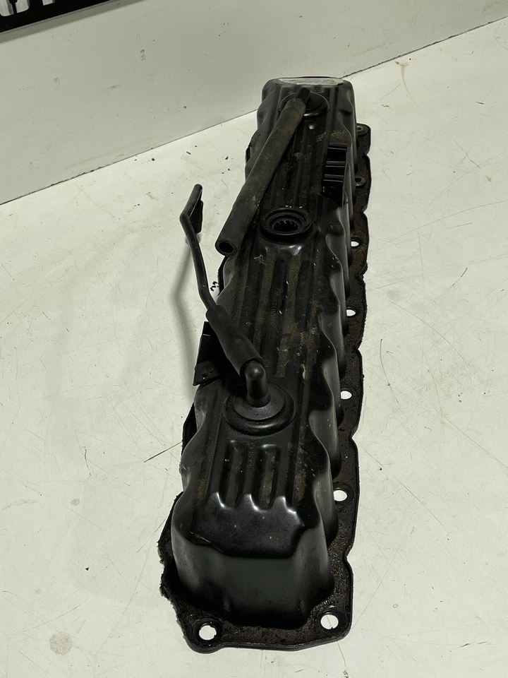 Jeep TJ Wrangler OEM 4.0L Valve Cover 1997-2006 CC 3GG - Image 4 of 4