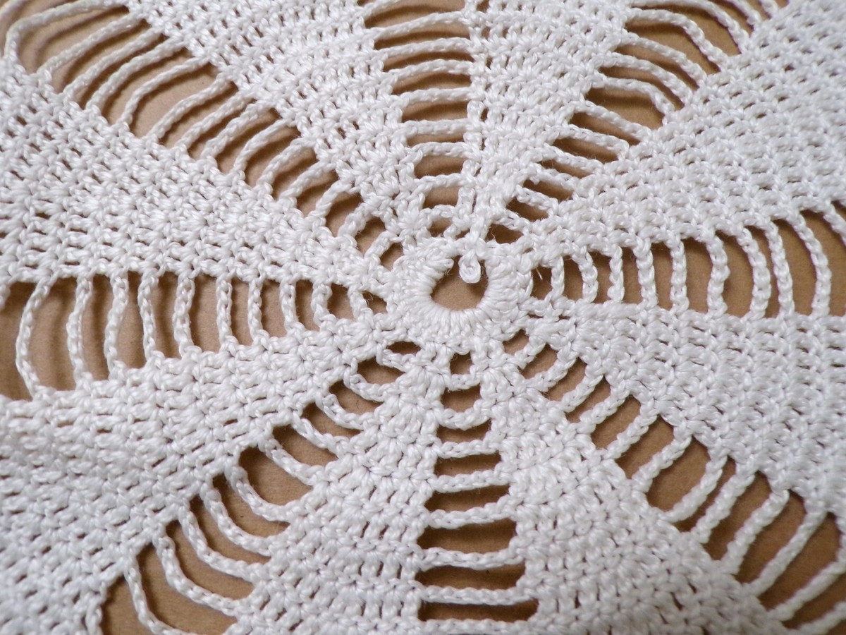 Öffenオッフェンpointed-DOILY / WHITE 38/24㎝ White Crochet Open Lace Fan Pattern Round Doily Doily, 9