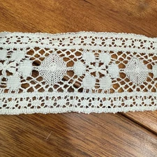 Wide 2 1/2" Vintage Cotton Crochet Lace Trim White Silver Floral 8 Yds Vintage