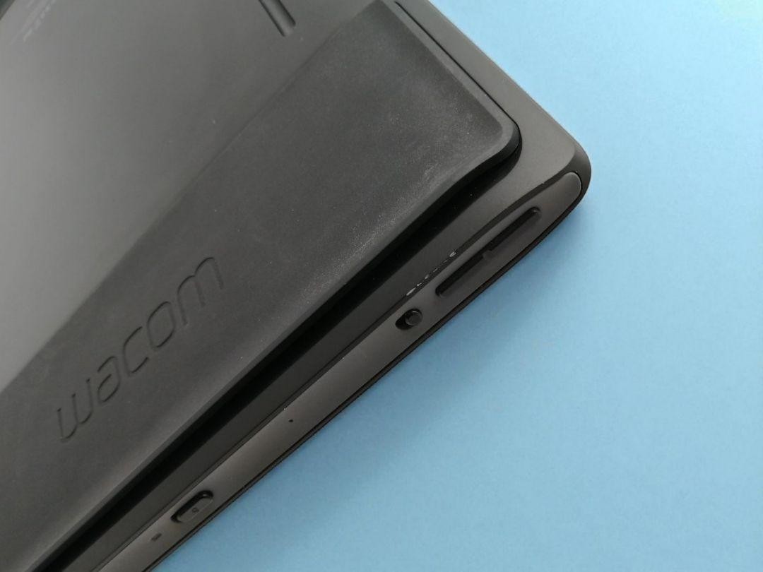 Wacom MobileStudio Pro 13 DTH-W1320L K0 i5 8GB 128GB jp | eBay Wacom MobileStudio Pro 13 DTH-W1320L K0 i5 8GB 128GB jp | eBay