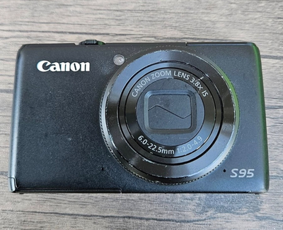 Canon PC1565 Digital Camera (NO BATTERY, NO CHARGER, NO MEMORY