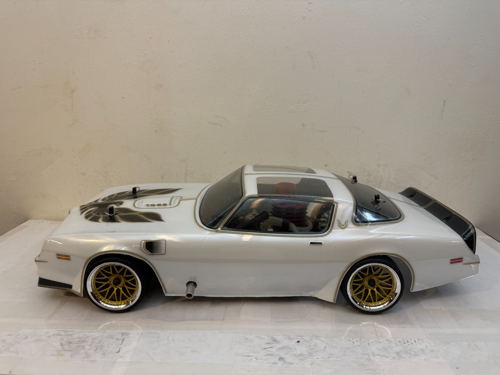 - 1/10 Scale - Very Nice Rare - Traxxas