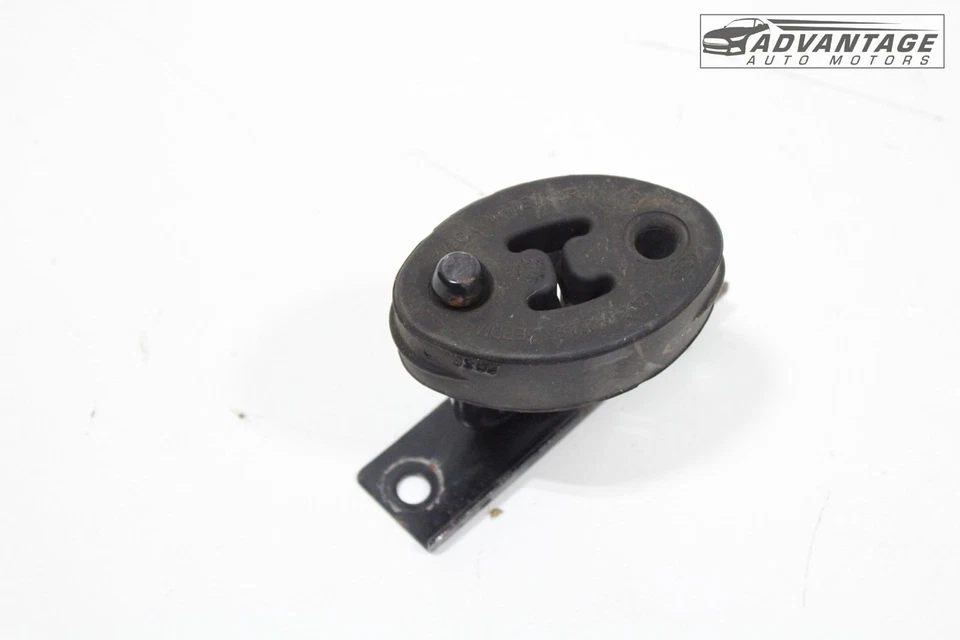 Ford Ranger 2019-2023 silenciador de escape suspensión de tubo con soporte KB3G5A261AA OEM Foto 3 de 4