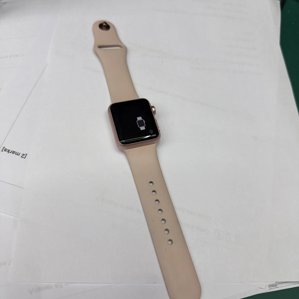 Apple Watch Series 1, photo 1 of 2