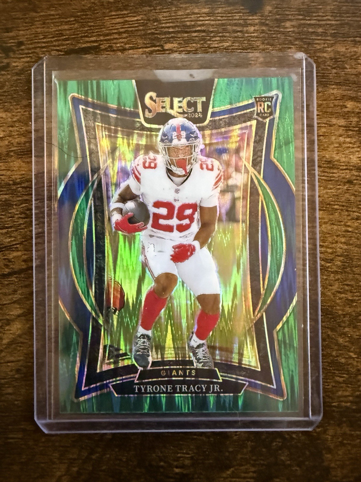 2024 Panini Select - Concourse Tyrone Tracy Jr. #61 Neon Green Shock Prizm /5