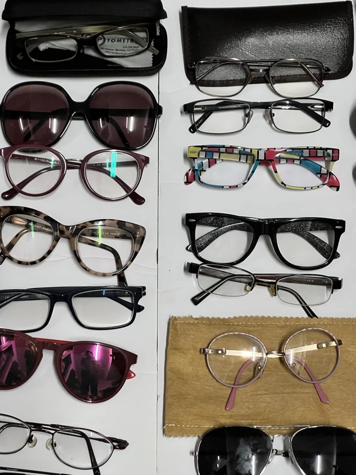 Lote De Colección De 50 Estuches Anteojos Y Gafas De Sol Japón Francia Italia Foto 4 de 4