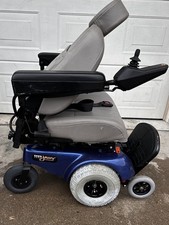 Jazzy Power Chair 1113, 20  Captains Seat, Semi Recline Back