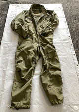 U.S. Military Flight Suit Coveralls Mens Medium Regular Green Nylon Zip Pockets
