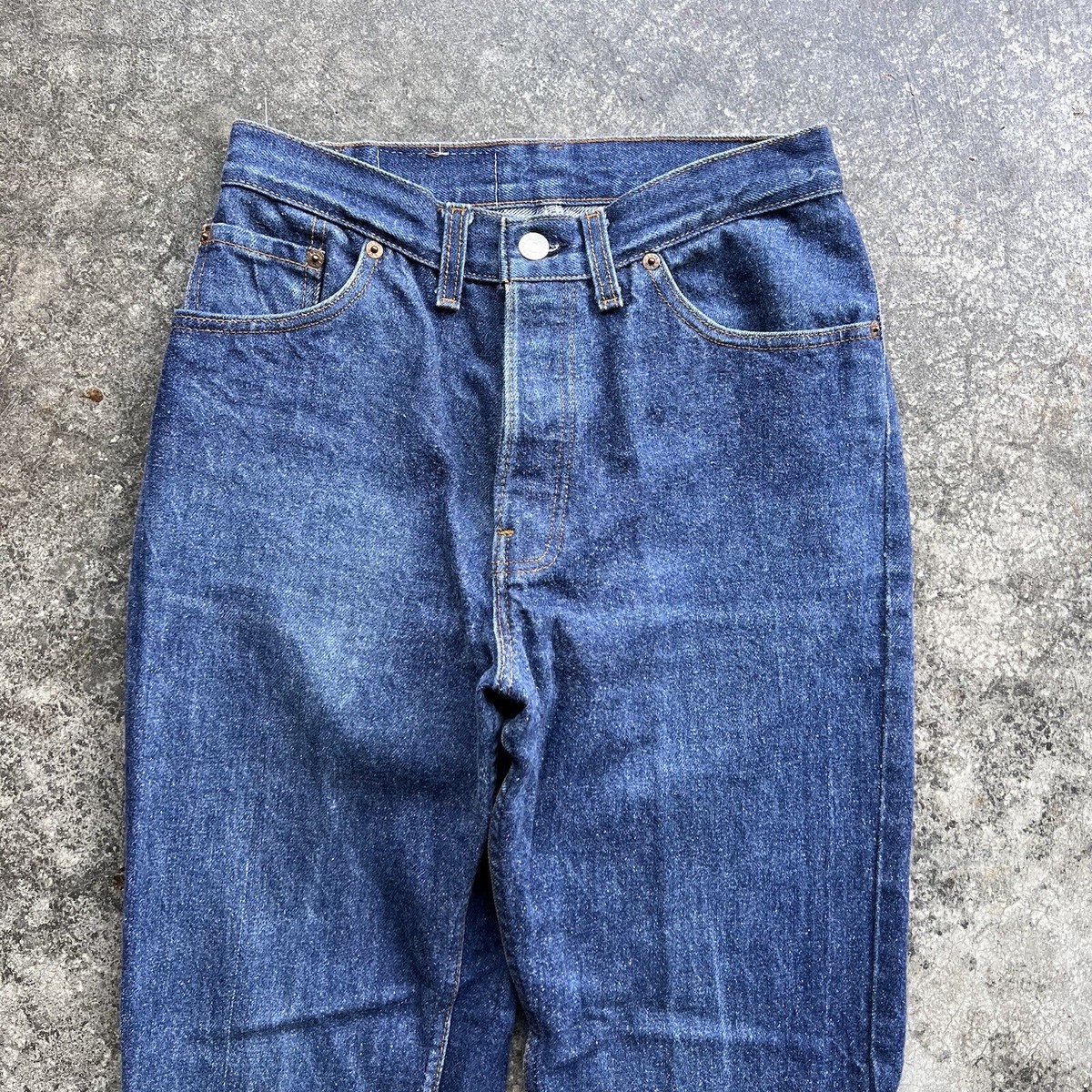 Levi's 501 80s USA ハチマル Vintage 80s Levi's 501 Button Fly Dark Blue Denim Jeans Mens