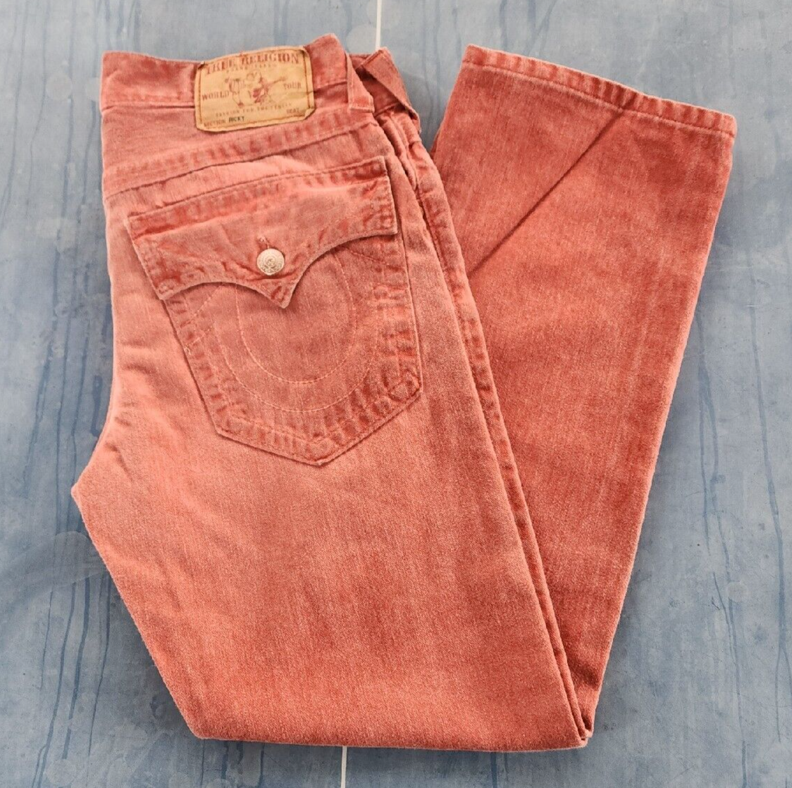 Men's True Religion Ricky Pink Denim jeans Size 33 x 29 Made Men's True Religion Ricky Pink Denim jeans Size 33 x 29 Made