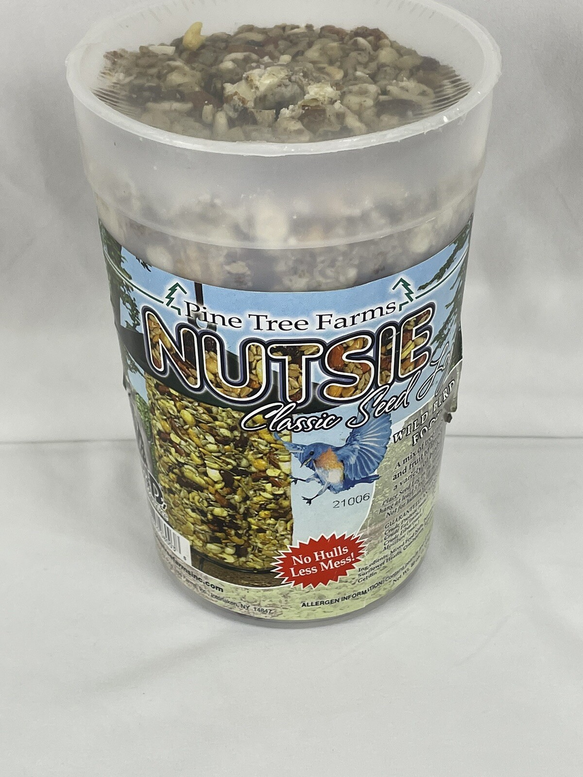 Pine Tree Farms Nutsie Classic Seed Log 40 Ounces