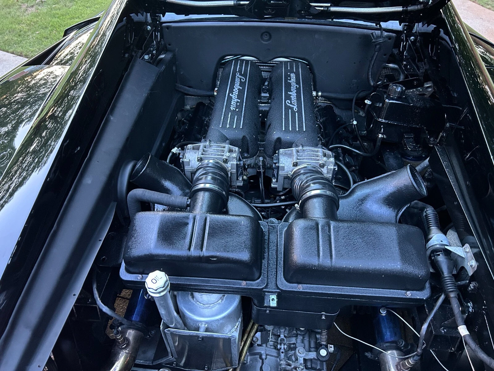 Lamborghini Gallardo Engine View 1