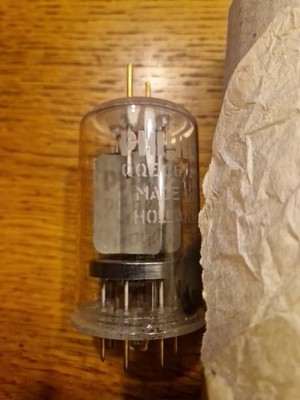 1 X Philips QQE06/40 NOS.