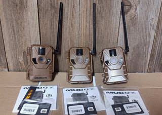 Muddy 16MP Wi Fi Wireless Waterproof Trail Cameras 80ft Lot 3 w/ Antennas