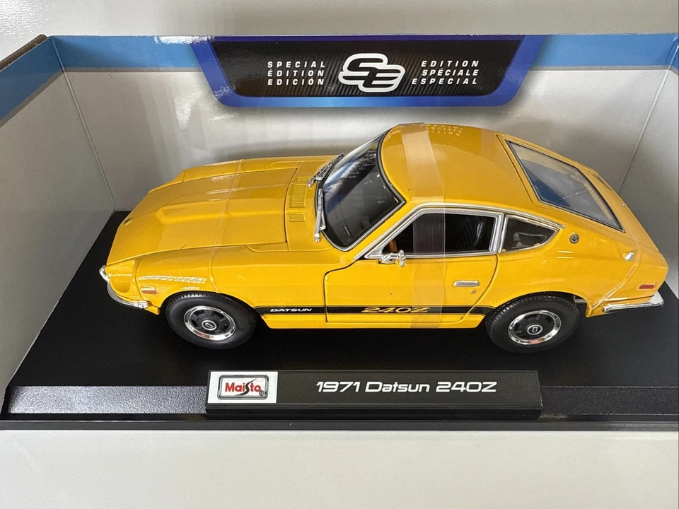 New Maisto Special Edition 1971 Datsun 240Z Coupe Orange 1:18 Die Cast  Costco - Image 3 of 4