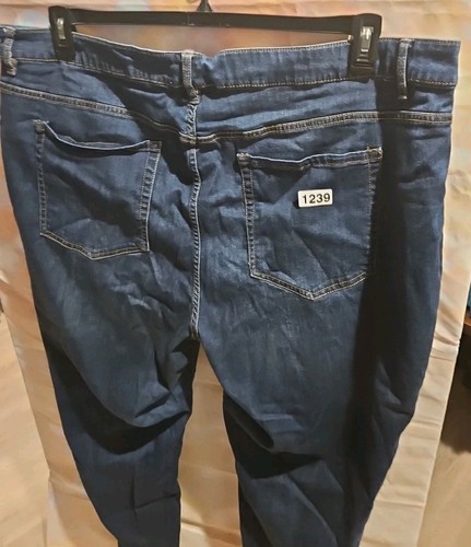 Lane Bryant Women's Plus Size 28 Dark Wash Denim Straight leg Jeans - Picture 6 of 6