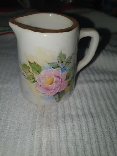 VINTAGE JOHN MADDOCK & SONS ENGLAND MILK JUG HAND PAINTED ORIGINAL