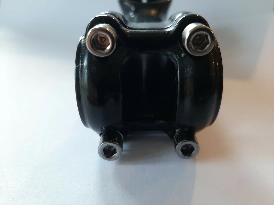 Kalloy 110mm 17° A-head Handlebar Stem 1" (25.4) steerer. 25.4 bar clamp - Image 3 of 4