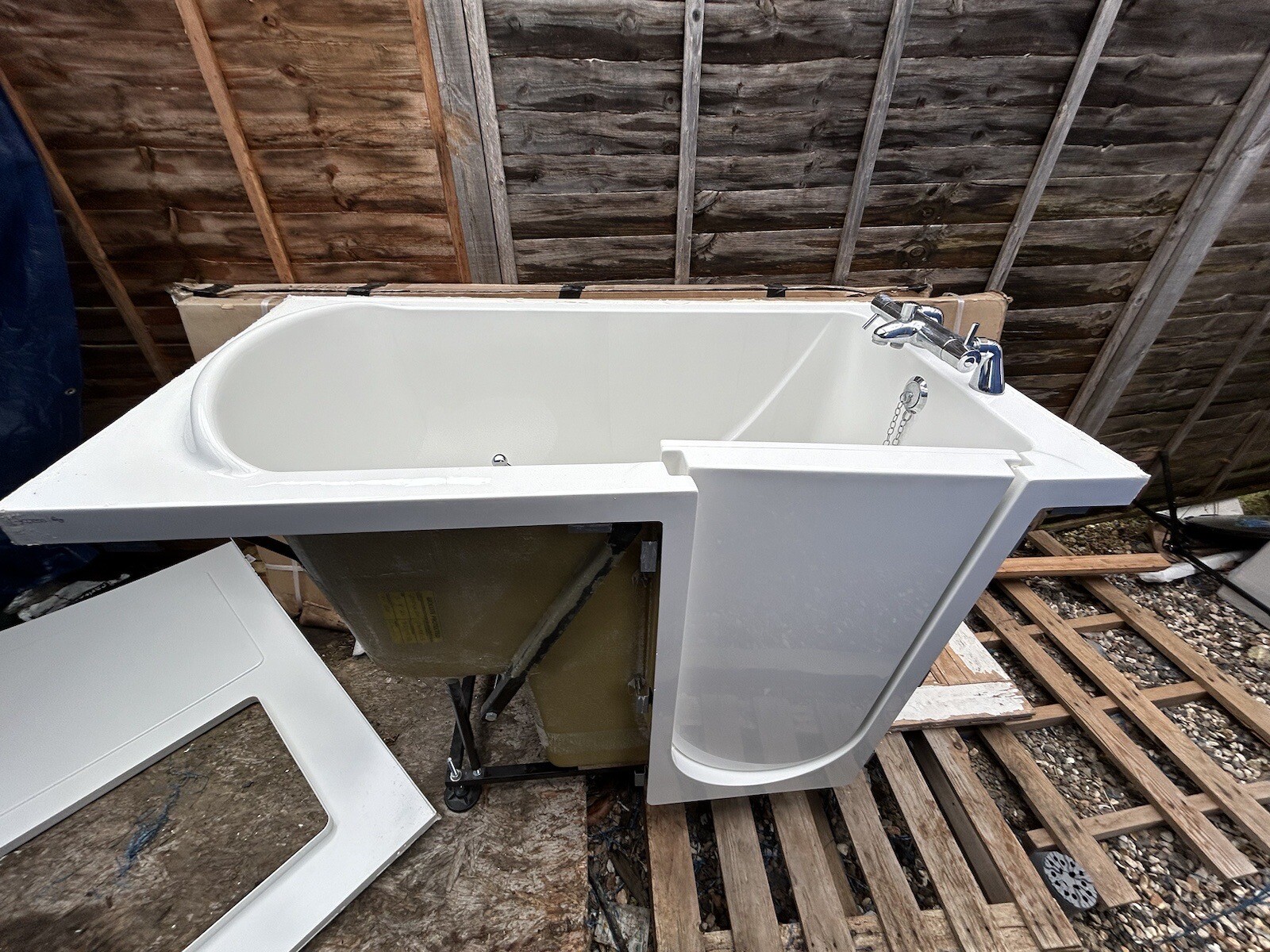 Gainsborough Deep Soak Walk In Bath eBay