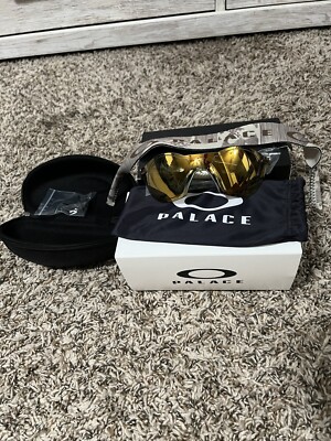 Oakley X Palace Skateboards Re Sub Zero Matte Sand Prizm 24K Lens Oakley X Palace Skateboards Re Sub Zero Matte Sand Prizm 24K Lens