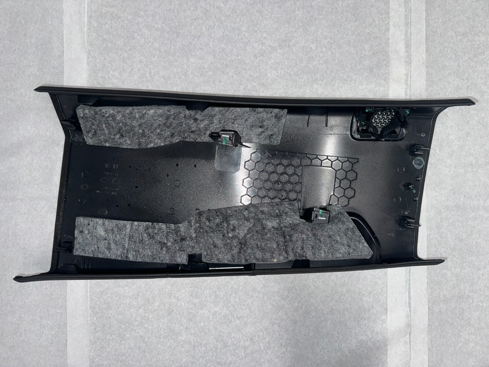 4ML867240 RIGHT MID LOWER- LHD B-PILLAR TRIM PANEL - LAMBORGHINI