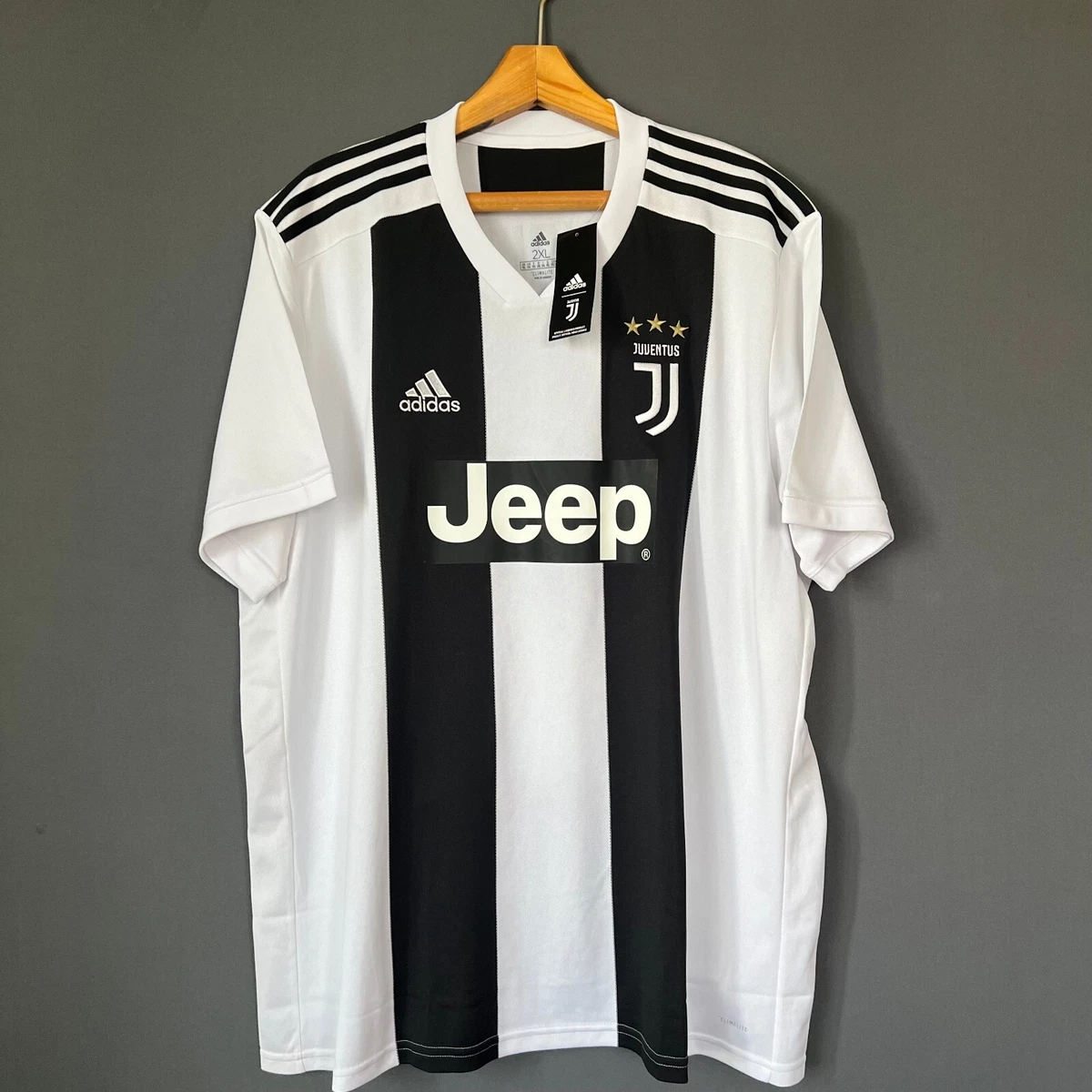 Ronaldo Juventus Jersey 2018 19 Home Mens Football Shirt Size 2XL