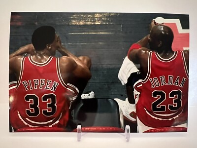 Michael Jordan Scottie Pippen On The Bench Talking Chicago Bulls