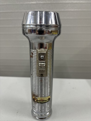 TORCIA SPORTIVA RAYOVAC VINTAGE 2 CELLE S21F Funzionante - Foto 2 di 8