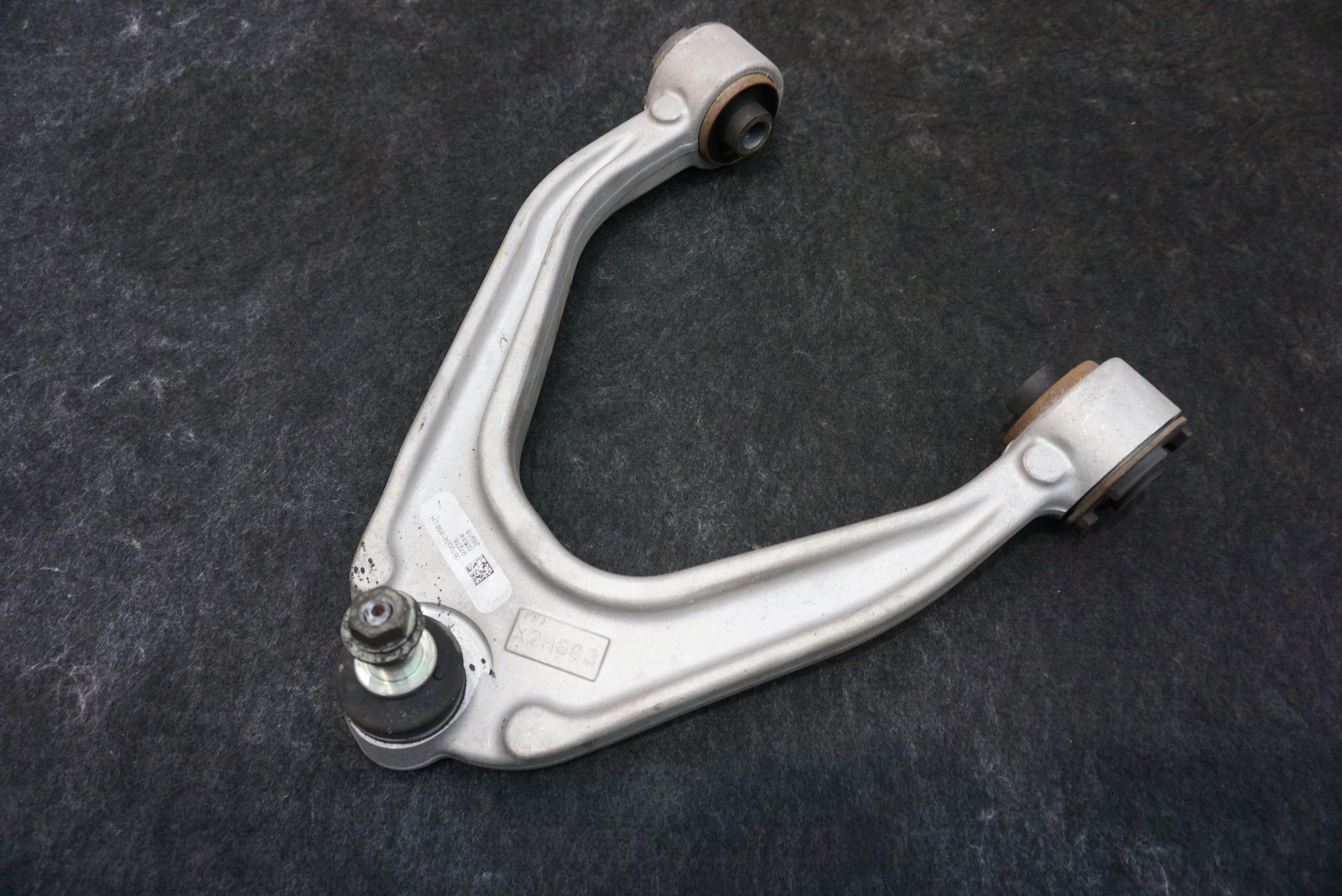 Front Left Suspension Upper Control Arm 670004185 Maserati Ghibli M157 2014-17+