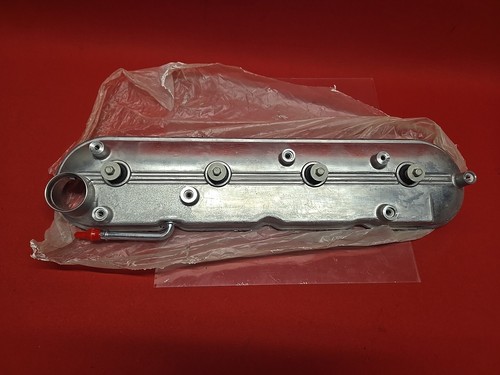 1999 - 2010 GM General Motors Right Side V8 Valve Cover w/ Gasket NEW OEM - Picture 8 of 8