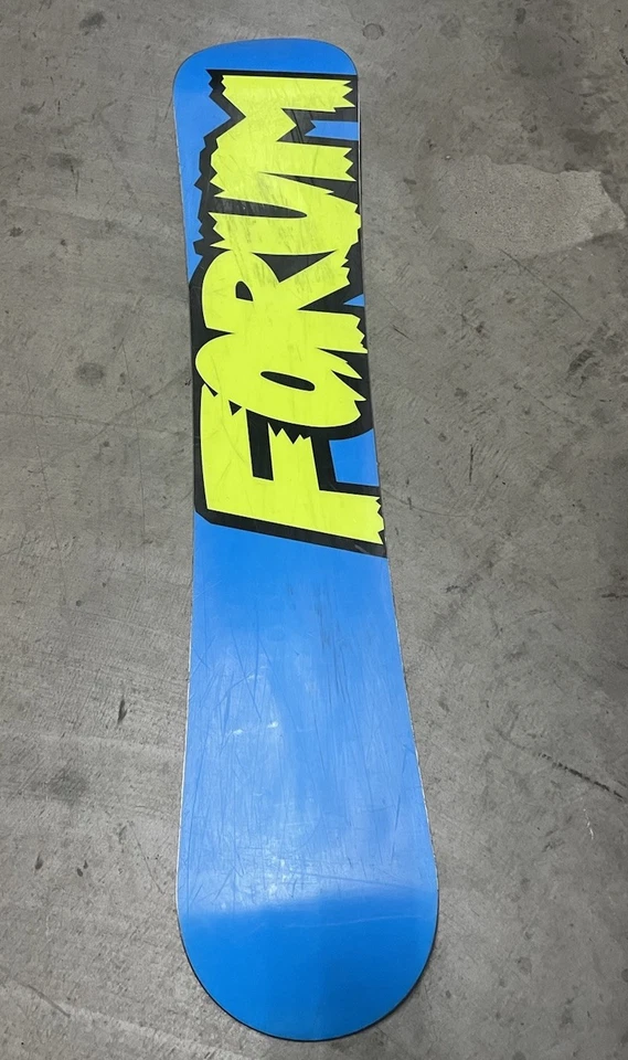 FORUM YOUNGBLOOD 152 厘米滑雪板 罕见 经典 收藏品 复古 — 第 2/4 张图片