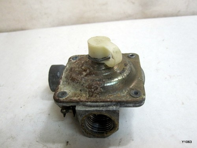 #ad RR 23040 y 68506 24 Range pressure regulator $20.00