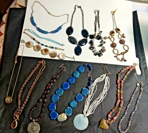 Large Vintage Costume Jewelry Pieces Lot, 11 Necklaces & 3 Bracelets