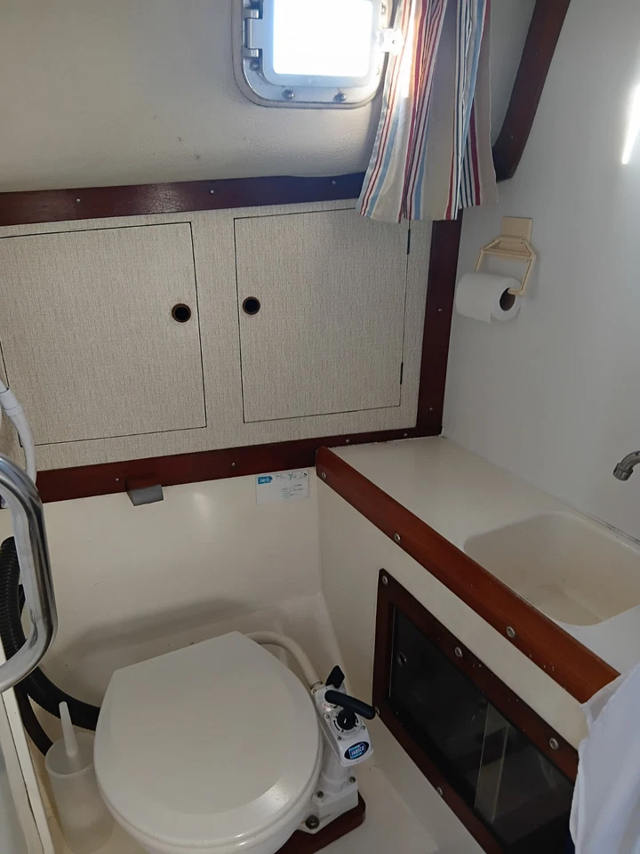 sailing boat yacht used sails - Image 4 of 4