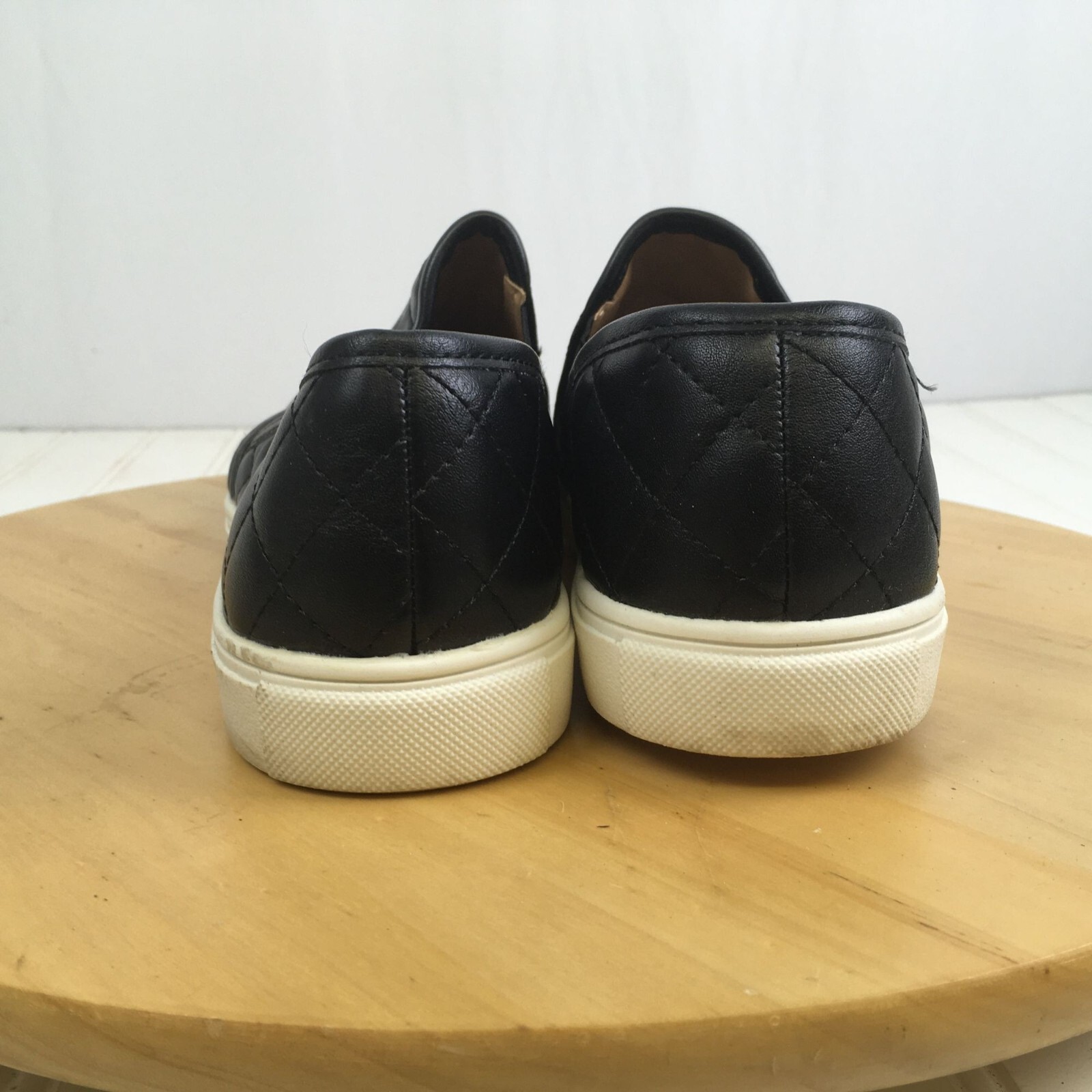 SAOLA Scarpe da donna trapuntate nere suola montagna misura 8 5 sneakers slip on