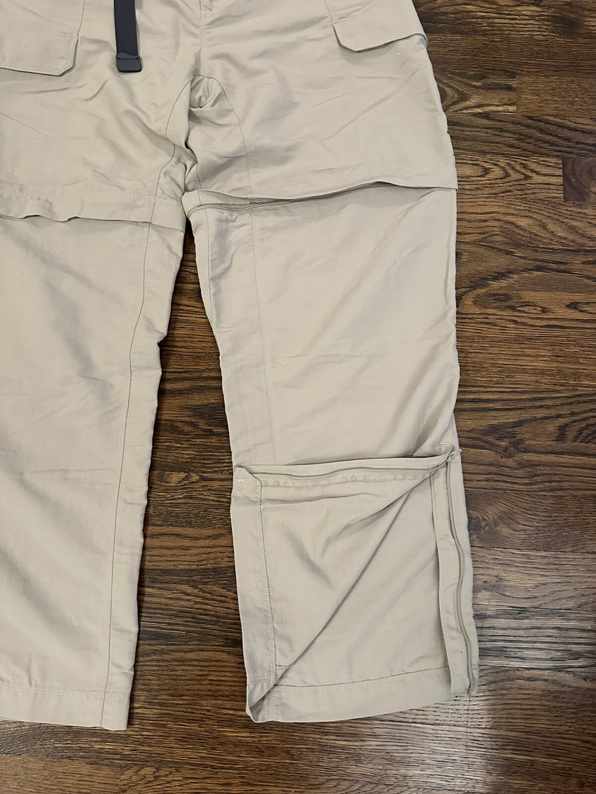 The North Face Mens Convertible Pants Hiking Fishing Outdoor Sz XL Beige