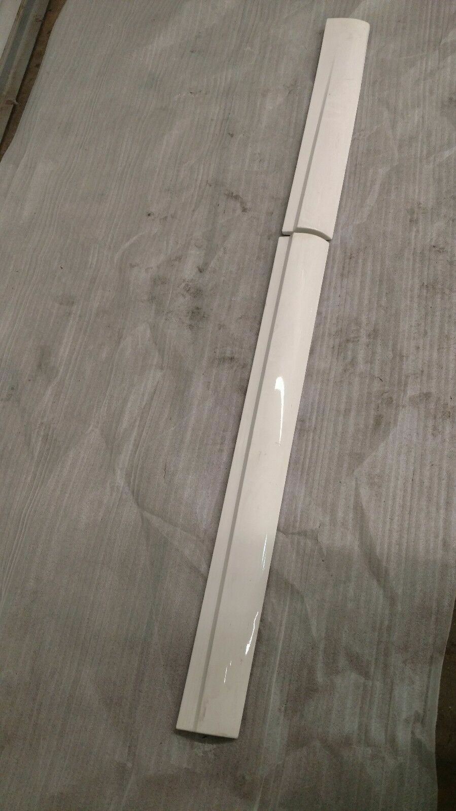 MASERATI LEVANTE DRIVER LEFT SIDE DOOR MOLDING TRIMS OEM 670035236