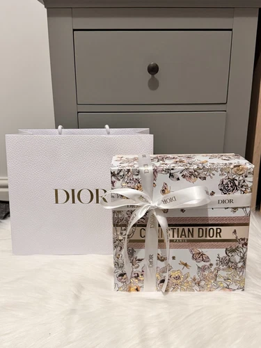 coffret cadeau vide christian dior + sac cadeau dior fête des mères 2025 set