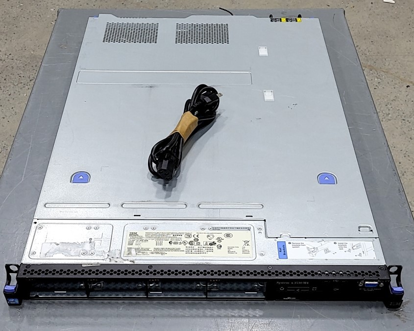 IBM SYSTEM X3530 M4 7160-AC1 Server 2*INTEL XEON E5-2430L 0 80GB