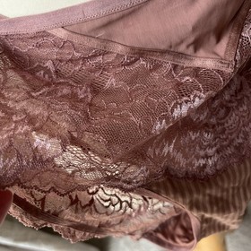 34B  Triumph Peony Florale Bra Underwired Supportive Lingerie