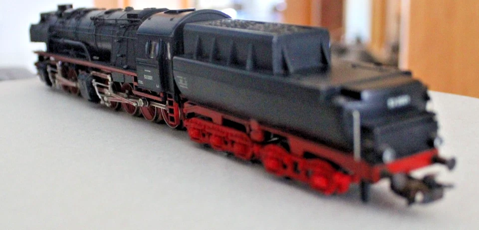 Märklin 3102 gepflegte Dampflok BR 53 0001 der DR AC  analog mit Rauch OVP - Bild 2 von 4