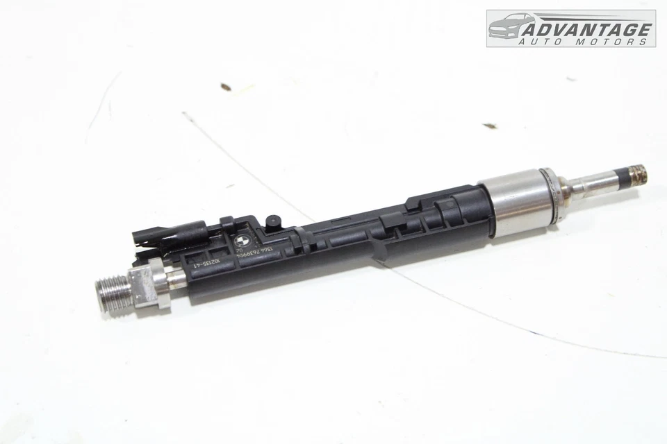 2013-2016 BMW 320I 328I N20 2.0L F30 ENGINE GASOLINE ENGINE FUEL INJECTOR OEM - Image 2 of 4
