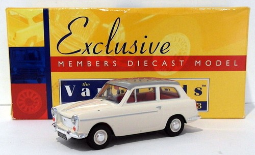 Vanguards 1/43 Scale Diecast VA11204 - Austin A40 Farina - Cream Grey