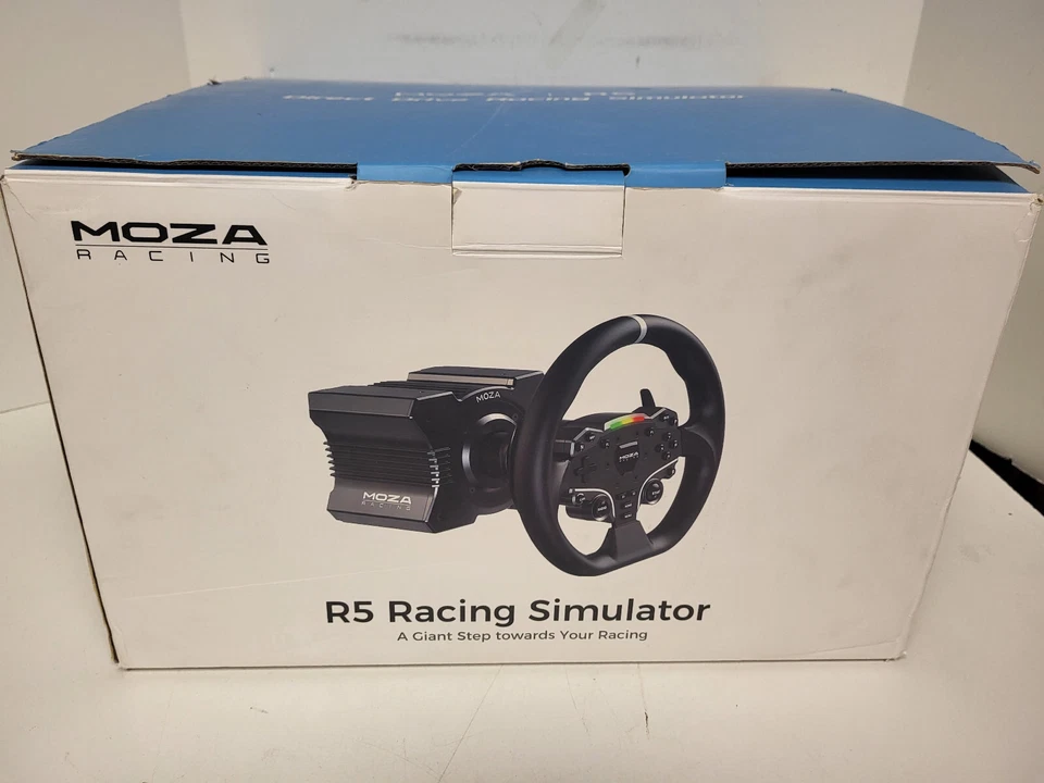 Moza R5 Direct Drive Sim Racing Bundle - Image 2 of 4