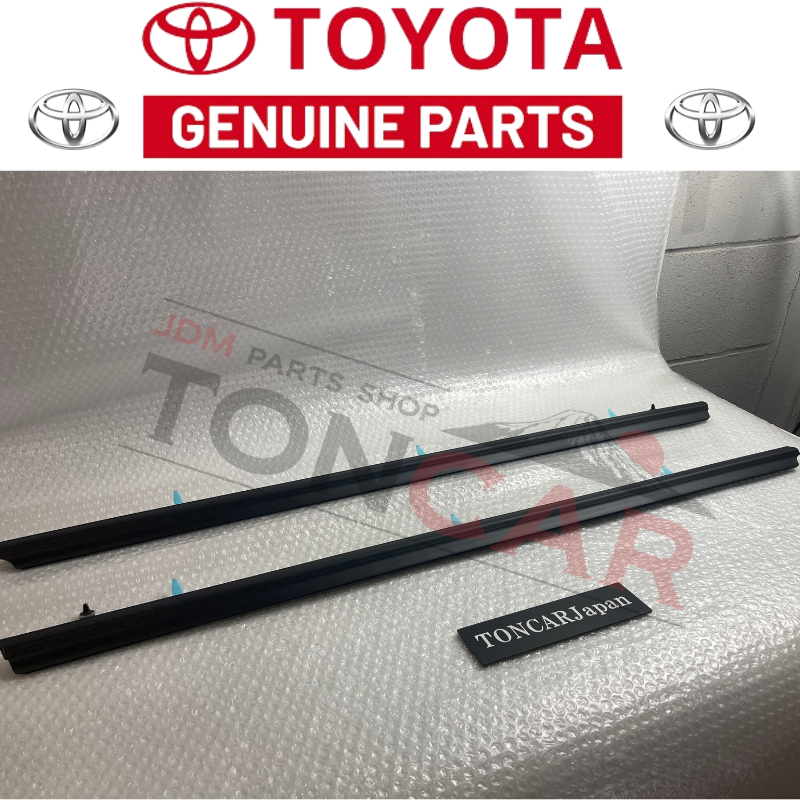 TOYOTA CELICA ST20# 1994-1999 Genuine Front Door Belt Molding RH