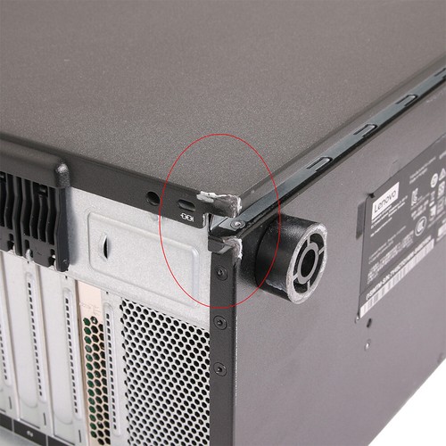Serveur Lenovo ThinkSystem ST250 // Xeon E-2124, 32 Go, 8 x SFF, 530-8i, 2 x bloc d'alimentation - Photo 5/5